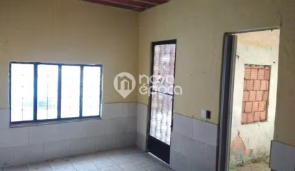 Casa em condomínio fechado com 4 quartos à venda na Rua Acácio Santos, Oswaldo Cruz, Rio de Janeiro, 90 m2 por R$ 350.000