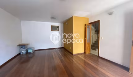 Casa em condomínio fechado com 4 quartos à venda na Rua Dona Claudina, Méier, Rio de Janeiro, 249 m2 por R$ 765.000