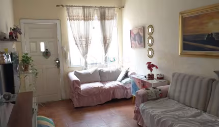Casa em condomínio fechado com 3 quartos à venda na Rua Capitão Félix, Benfica, Rio de Janeiro, 99 m2 por R$ 300.000