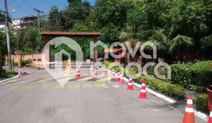 Terreno em condomínio fechado à venda na Estrada de Jacarepaguá, Jacarepaguá, Rio de Janeiro, 2000 m2 por R$ 595.000