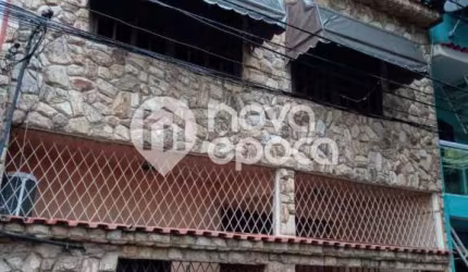 Casa em condomínio fechado com 2 quartos à venda na Rua Álvaro e Albuquerque, Anchieta, Rio de Janeiro, 220 m2 por R$ 450.000
