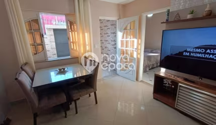 Casa com 3 quartos à venda na Rua Prefeito Olímpio de Melo, Benfica, Rio de Janeiro, 70 m2 por R$ 350.000