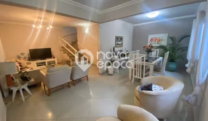 Casa em condomínio fechado com 3 quartos à venda na Rua Bom Conselho, Tanque, Rio de Janeiro, 314 m2 por R$ 740.000