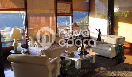 Casa em condomínio fechado com 5 quartos à venda na Rua José Condé, Itanhangá, Rio de Janeiro, 783 m2 por R$ 3.990.000