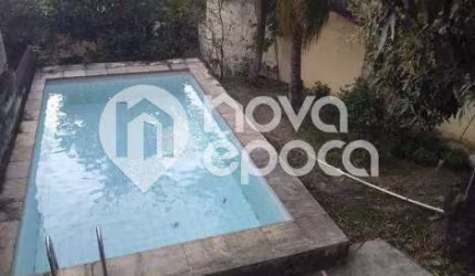 Casa com 4 quartos à venda na Rua Ebro, Jardim Carioca, Rio de Janeiro, 400 m2 por R$ 470.000