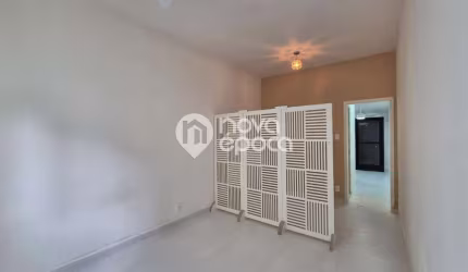Kitnet / Stúdio à venda na Rua Washington Luís, Centro, Rio de Janeiro, 27 m2 por R$ 250.000
