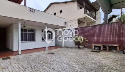 Casa com 3 quartos à venda na Rua Jarinu, Freguesia (Ilha do Governador), Rio de Janeiro, 152 m2 por R$ 399.000