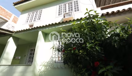 Casa em condomínio fechado com 5 quartos à venda na Rua Saturnino de Brito Filho, Portuguesa, Rio de Janeiro, 194 m2 por R$ 650.000
