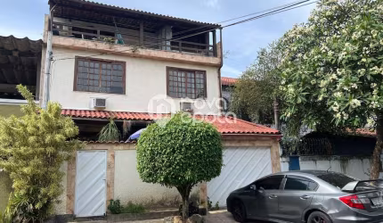 Casa em condomínio fechado com 5 quartos à venda na Rua João Zapela, Jacarepaguá, Rio de Janeiro, 132 m2 por R$ 695.000