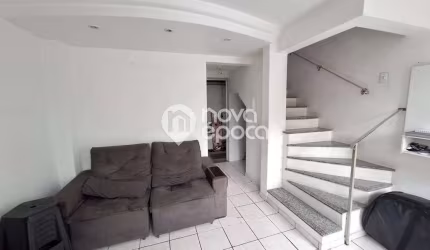 Casa em condomínio fechado com 3 quartos à venda na Rua Bacairis, Taquara, Rio de Janeiro, 77 m2 por R$ 385.000