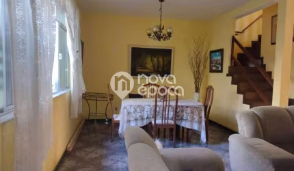 Casa em condomínio fechado com 3 quartos à venda na Rua Doutor Nunes, Olaria, Rio de Janeiro, 140 m2 por R$ 450.000