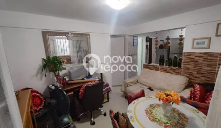 Casa em condomínio fechado com 2 quartos à venda na Rua Álvaro Ramos, Botafogo, Rio de Janeiro, 55 m2 por R$ 280.000