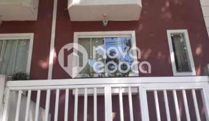 Casa com 2 quartos à venda na Rua Gomes Serpa, Piedade, Rio de Janeiro, 75 m2 por R$ 270.000