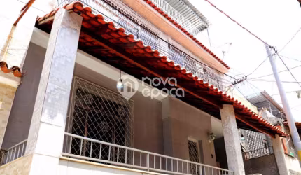 Casa em condomínio fechado com 4 quartos à venda na Rua Capitão Jesus, Cachambi, Rio de Janeiro, 220 m2 por R$ 600.000