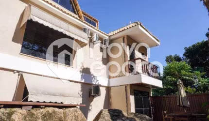Casa em condomínio fechado com 4 quartos à venda na Rua Jardim do Seridó, Barra da Tijuca, Rio de Janeiro, 220 m2 por R$ 1.300.000