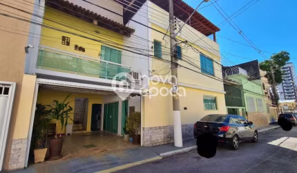 Casa em condomínio fechado com 4 quartos à venda na Rua Guarabira, Cachambi, Rio de Janeiro, 368 m2 por R$ 850.000