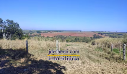 Sítio / Chácara no Paiol de Telhas em Mogi-Mirim