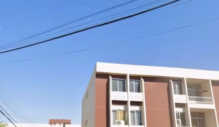 Lindo apartamento, pronto pra morar, na Avenida Tefé, condomínio Kaui. 215.000,00. A VISTA.
