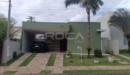 Casa Térrea com 3 dormitórios e 1 suíte no Condomínio Village Damha II em São Carlos.