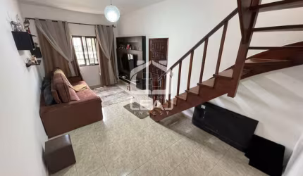 Sobrado de 156m² com 4 dormitórios sendo 2 suítes e 2 vagas à venda, por R$ 800.000,00 Jardim Luand