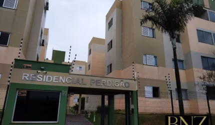 Apartamento à Venda no Res. Perdigão