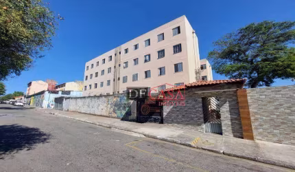 Apartamento em Conjunto Residencial José Bonifácio