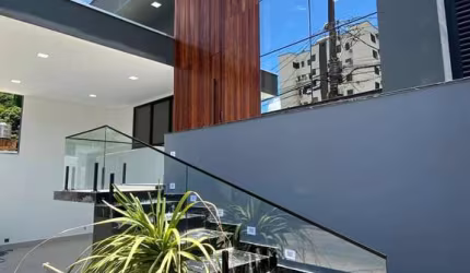 Casa 3 Quartos, sendo 1 suite (unica no lote) Bom Retiro - COD 965