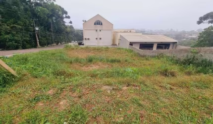 Excelente terreno com 510m² (17x30) no Centro de Quatro Barras/Pr.