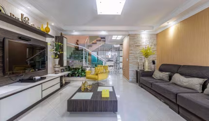 Sobrado com 3 dormitórios à venda, 298 m² por R$ 1.780.000,00 - Vila Assunção - Santo André/SP