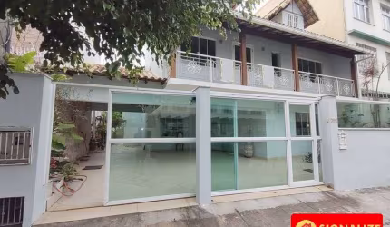 BELISSIMA CASA INDEPENDENTE COM 04 QUARTOS, CENTRO - CABO FRIO/RJ