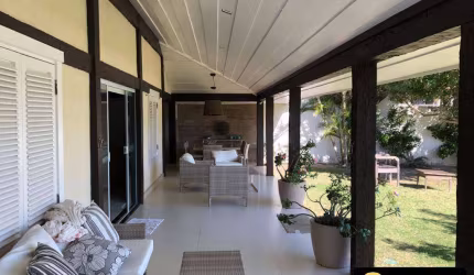 OPORTUNIDADE ÚNICA! CASA À VENDA NO CONDOMÍNIO MORINGA - CABO FRIO/RJ
