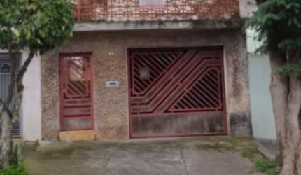 Casa à venda em São Paulo - Jordanópolis