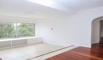 Apartamento na Vila Andrade de 2 Quartos com 2 Vagas - 102m² à Venda.