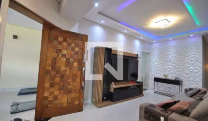 Casa à Venda - Vila Constança , 2 Quartos,  200 m2