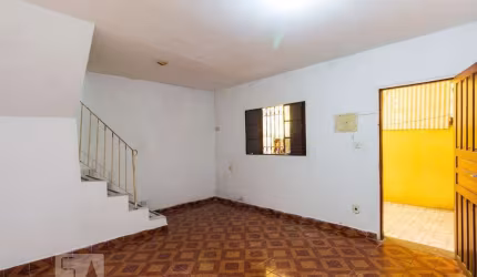 Casa à Venda - Saúde, 2 Quartos,  80 m2