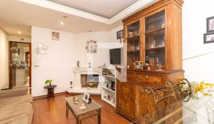 Casa à Venda - Vila Carmosina, 2 Quartos,  102 m2