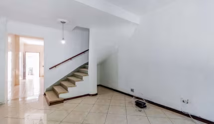 Casa à Venda - Penha de França, 2 Quartos,  110 m2