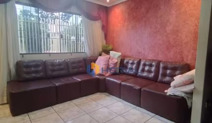 Casa com 3 quartos à venda, 167 m² por R$ 670.000 - Parque das Laranjeiras - Maringá/PR