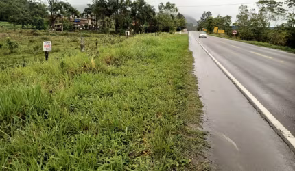 Área frente para BR