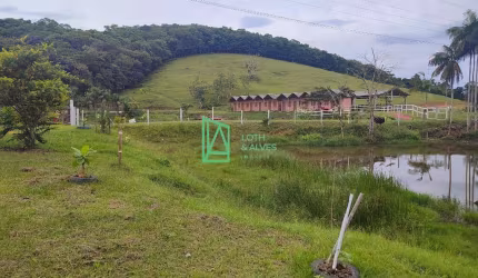 Sítio à venda, com 130.000m  em BALNEARIO PICARRAS - SC com amplo espaço de área de lazer.