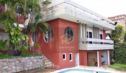 Casa com Piscina de 4 Quartos em Cajueiro, Recife