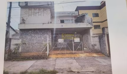 Sobrado com 4 quartos à Venda, Centro - Pindamonhangaba