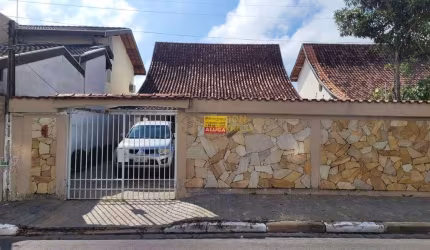 Sobrado com 3 quartos à Venda, São Benedito - Pindamonhangaba