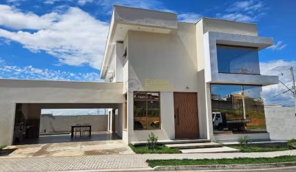 Sobrado com 4 quartos, Parque das Nações - Pindamonhangaba