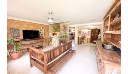 Casa em condomínio a venda em Abrantes, com excelente localização.