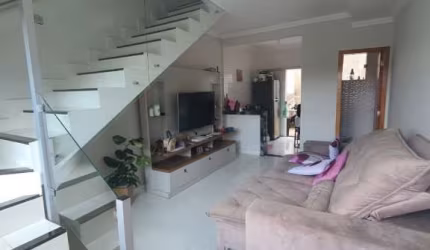 Casa com 2 quartos à venda na Rua DD, 52, Liberdade, Santa Luzia por R$ 350.000