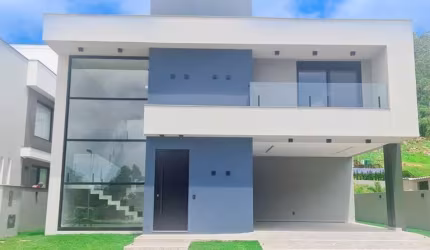 Casa Alto Padrão 4 suítes!