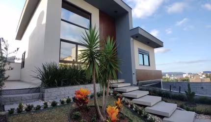 Casa para Venda em Palhoça, Pedra Branca, 3 dormitórios, 2 suítes, 4 banheiros, 2 vagas