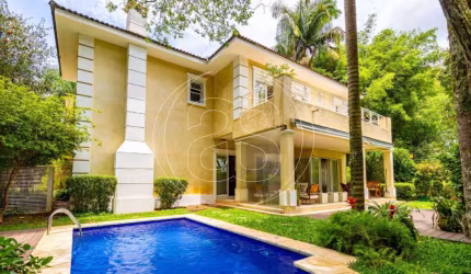 Casa de condomínio com 4 suítes próximo ao colégio Waldorf no Alto da Boa Vista