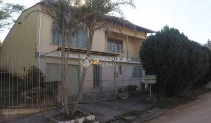 Casa com 2 quartos à venda na JANUARIA, 152, Santa Isabel, Viamão, 204 m2 por R$ 360.000